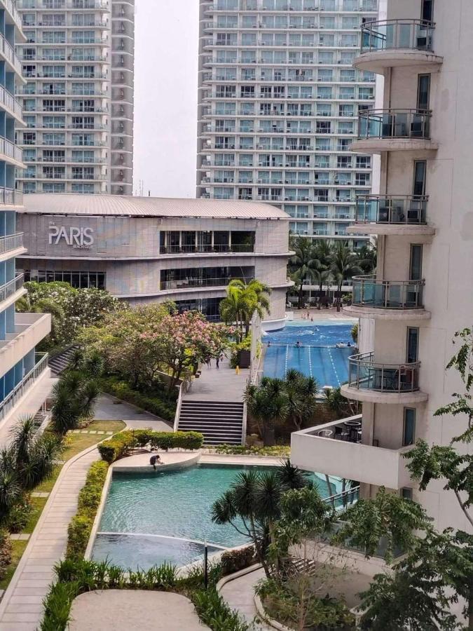 A & A Staycation @ Azure Manila Exterior photo